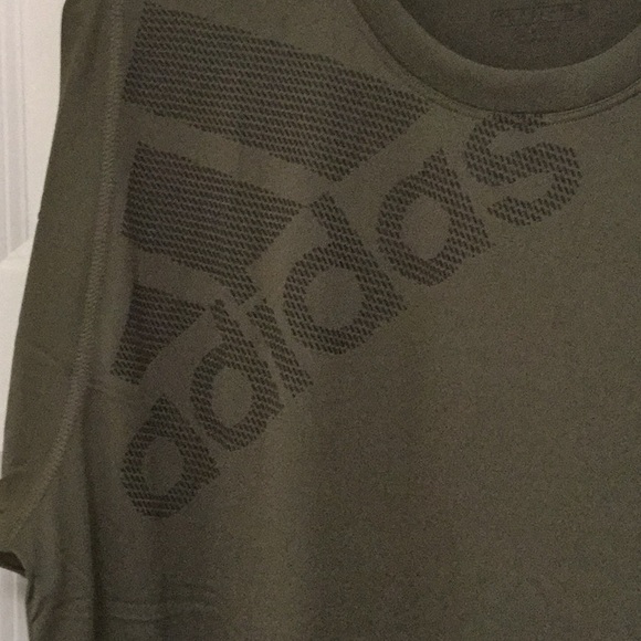 Adidas Athletic/Athleisure Shirt, Size L, NWT! - Picture 2 of 6
